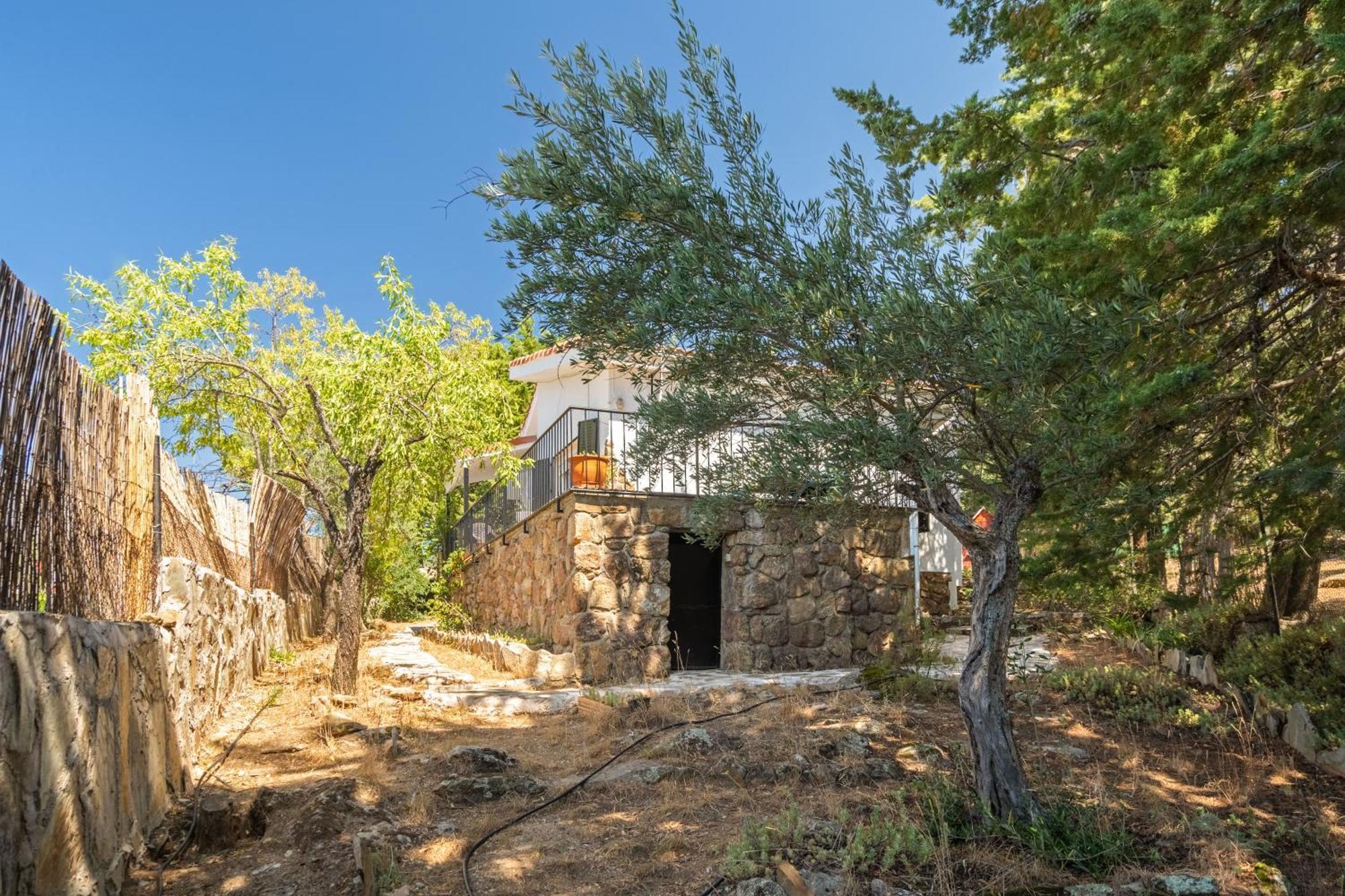 Casa Rural Los Olivos De Robledo De Chavela La Estacion Exterior foto